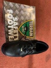 safety shoes size 9 never been