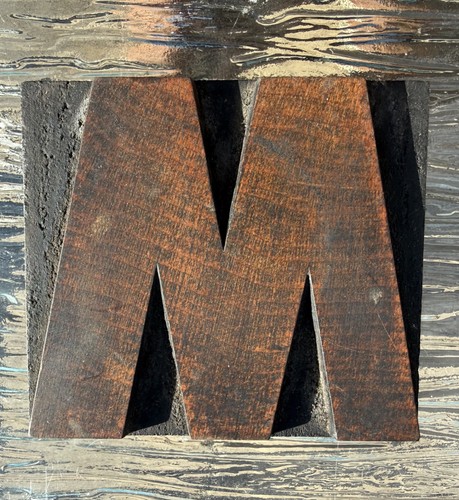 Letter vintage printers - m,