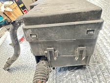 GENUINE Ford Focus Fuse Box