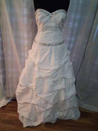 Wedding dress size ivory - dress,