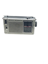 Vintage Sanyo RP7160 3 Band