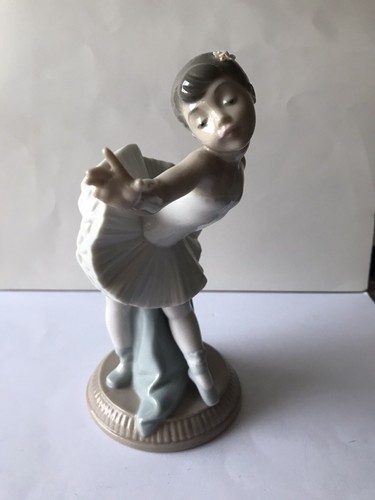 Nao lladro girl figuren - lladro,