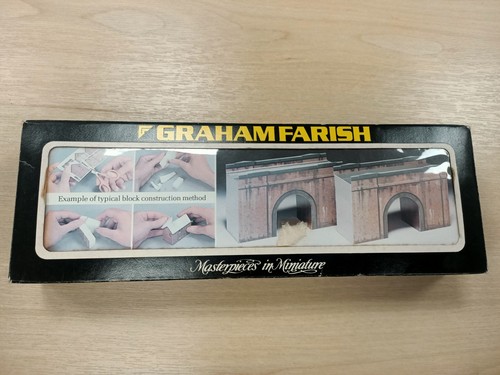 Graham farish gauge - farish,