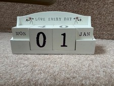 NEXT HOME Wooden Perpetual