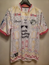 Leeds Rhinos 2023 Third retail Rugby Shirt Jersey Size L Multicoloured p2p 22"