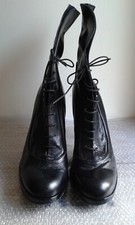 Red Or Dead Black Leather