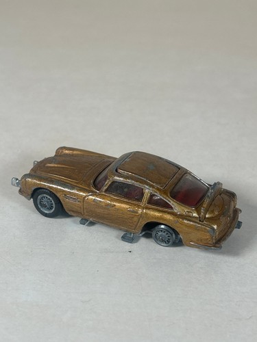 Corgi toys 261 - james, bond