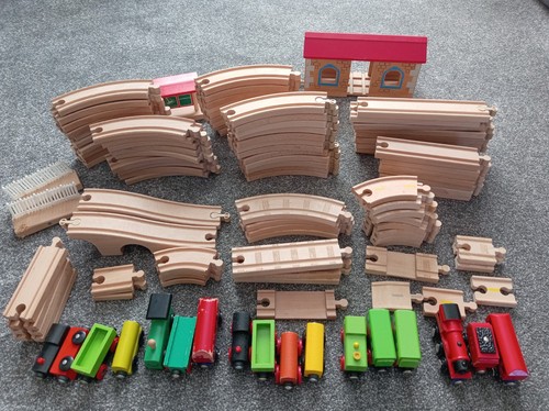Wooden train set bundle - train,