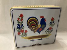 Square Tin with a HB Henriot
