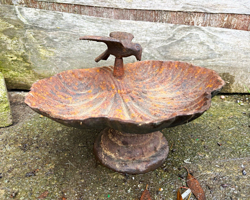 Vintage weathered old - vintage, cast