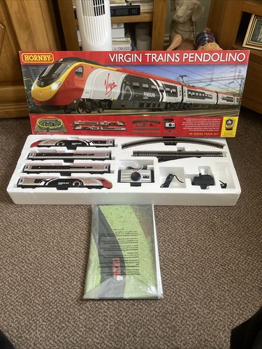 Hornby virgin trains - virgin, pendolino