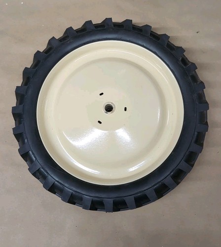 Ertl pedal tractor rear - rear, idle