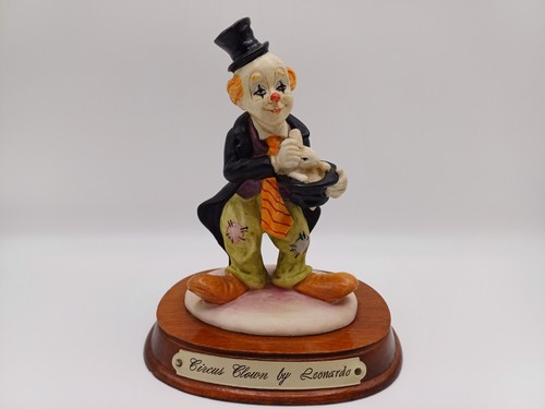 Vintage leonardo circus - circus, clown