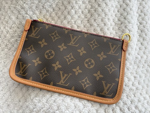 Louis vuitton monogram - louis,