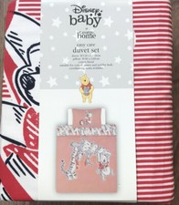 DISNEY WINNIE THE POOH CHRISTMAS DUVET COVET SET COTBED ~JUNIOR BED~ TODDLER BED