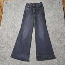 Levi's Ribcage Bell Bottom