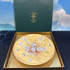 Mother’s Day 1978 Crown