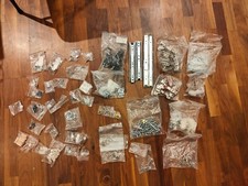 JOB LOT DIY flat pack screws