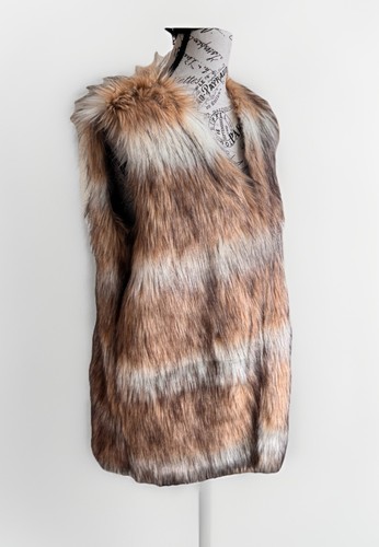 Y2k style shaggy boho - style,