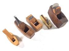 5 vintage model makers planes.