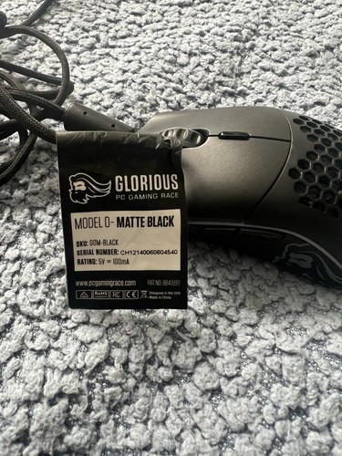 Glorious model - o-, (o