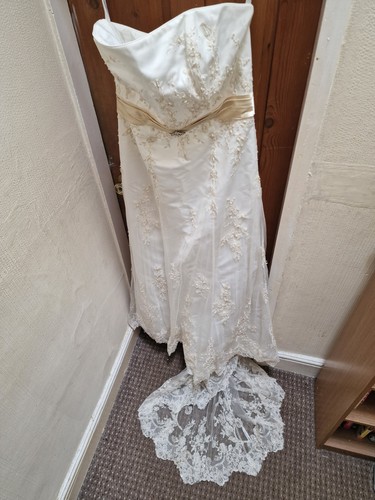 Alfred angelo wedding gown - alfred,