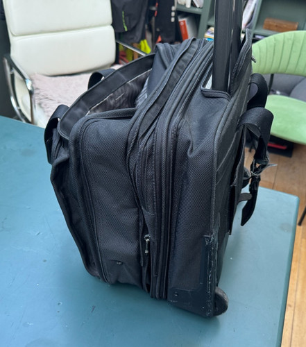 Tumi wheeled pilot case - wheeled,