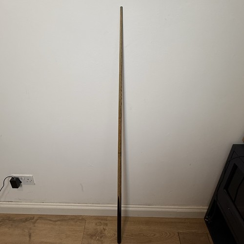 Rle customer snooker - customer, cue