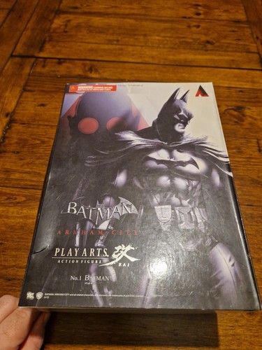Play arts kai batman arkham - arts,