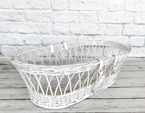 White wicker moses - wicker,