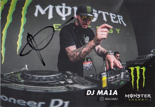 Ma1a hand signed - dj,