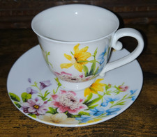 KATIE ALICE, England, Ceramic Cup & Saucer with Pretty Flower Design / Floral