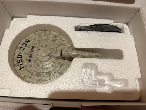 Eaglemoss star trek uss kelvin - trek,