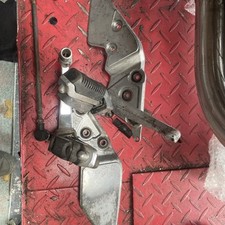 Suzuki bandit 1200 Mk1 Streetfighter Chop project Footpegs Hangers