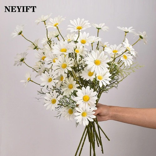 Artificial silk fake daisy - silk,