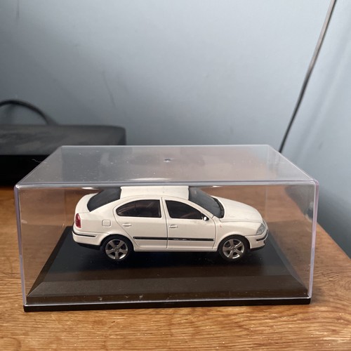 Rare cararama skoda - rare, 1:43