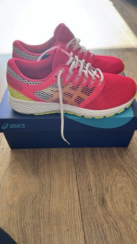 Asics roadhawk ff2 - brand, new