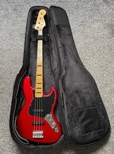 Vintage, electric, Squier Fender 70's Jazz Bass, Candy Apple Red