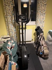 Cross trainer