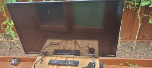 Polaroid ready led tv - 32",