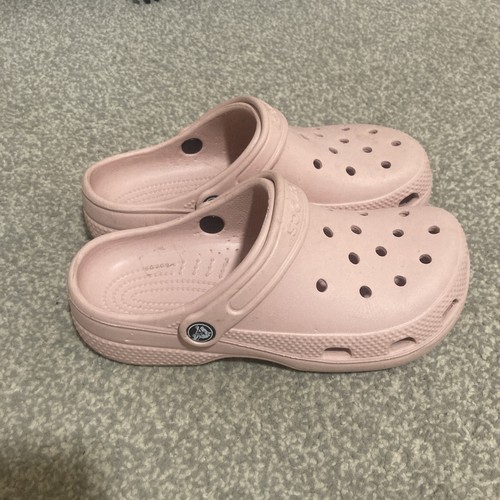 Crocs women size 5 - crocs, women’s