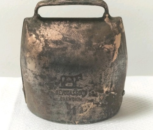 Cow bell chamonix devouassoud - cow,