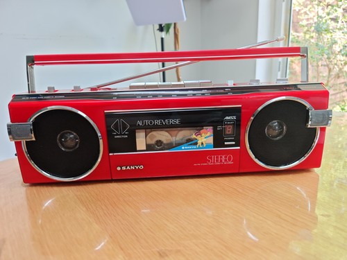 Sanyo 7870 boombox stereo - sanyo,