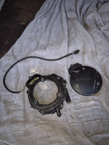 Kawasaki kl250 side casing - kawasaki,
