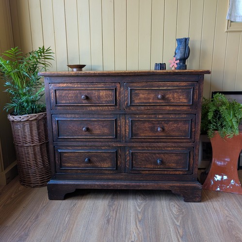 Small antique oak chest - small,
