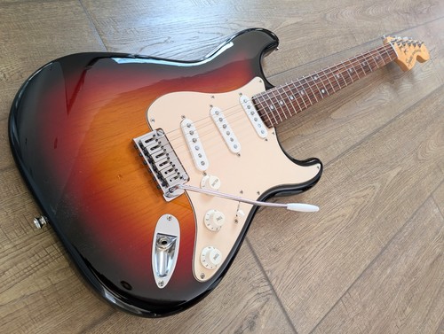 Beautiful fender squier - beautiful,