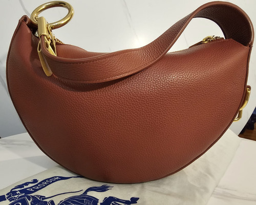 Burberry knight arc bag rrp - knight,