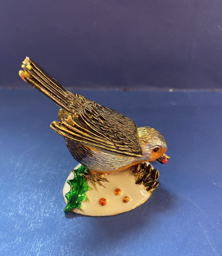 Opening trinket box - opening,