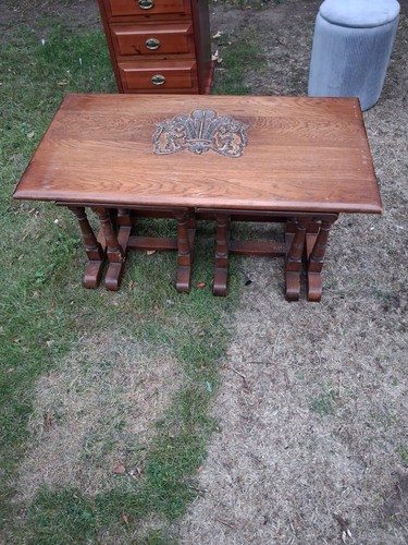 Old charm oak coffee table - old,