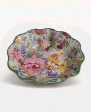 Vintage Chintz Decor Midwinter